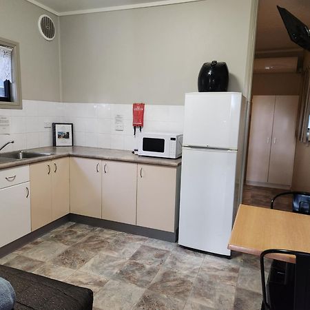 Narrabri Motel And Caravan Park Ngoại thất bức ảnh