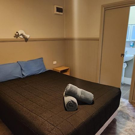 Narrabri Motel And Caravan Park Ngoại thất bức ảnh
