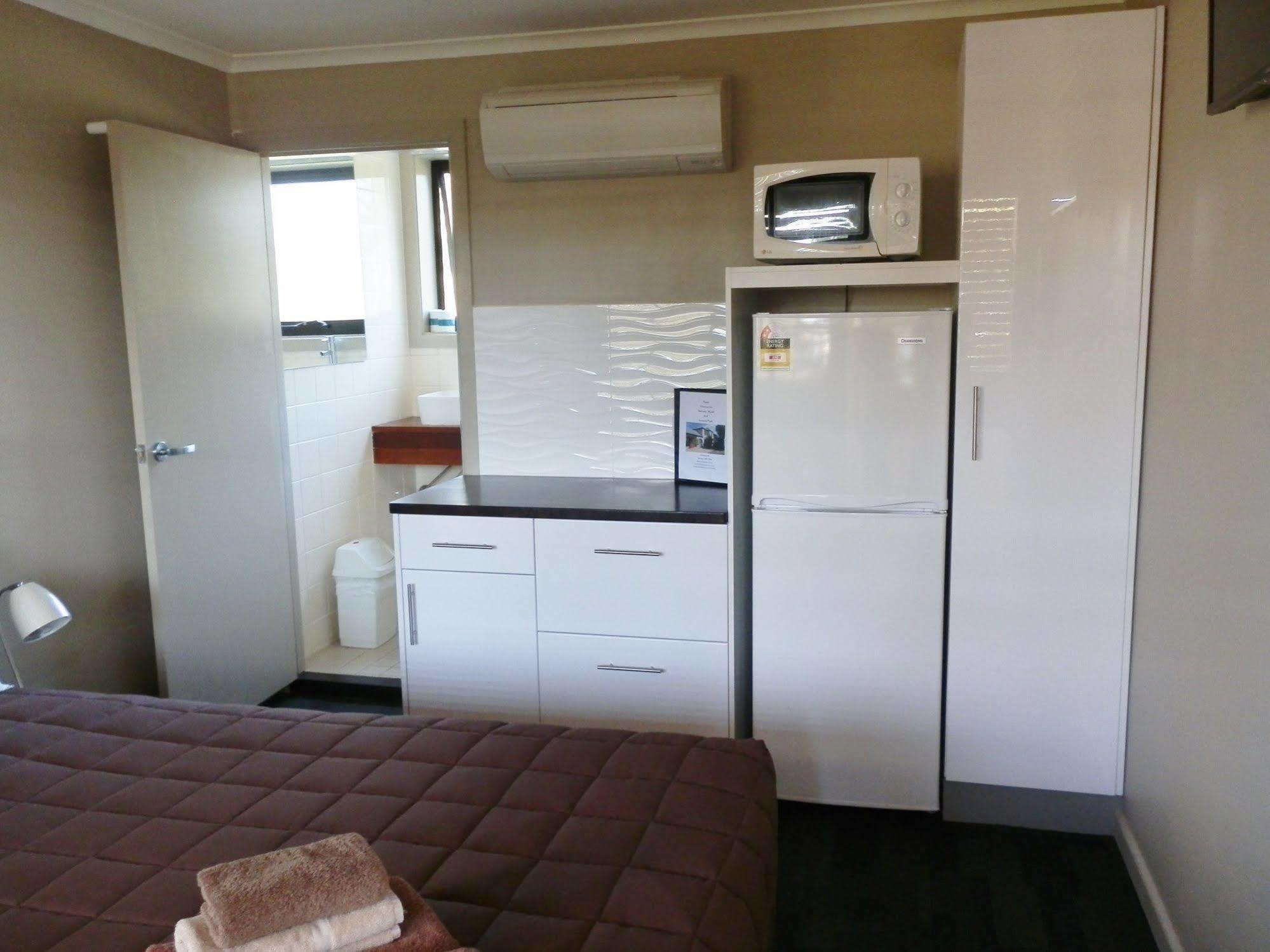 Narrabri Motel And Caravan Park Ngoại thất bức ảnh